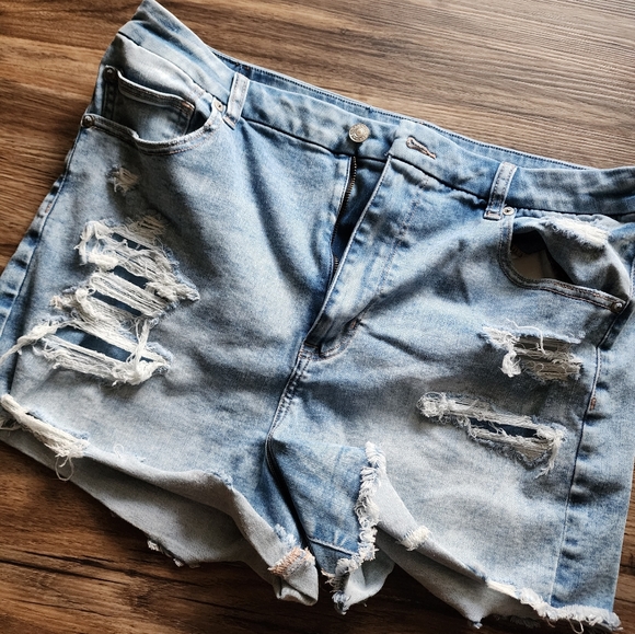 AE Ne(X)t Level Curvy High-waisted Short Shorts - Picture 7 of 9